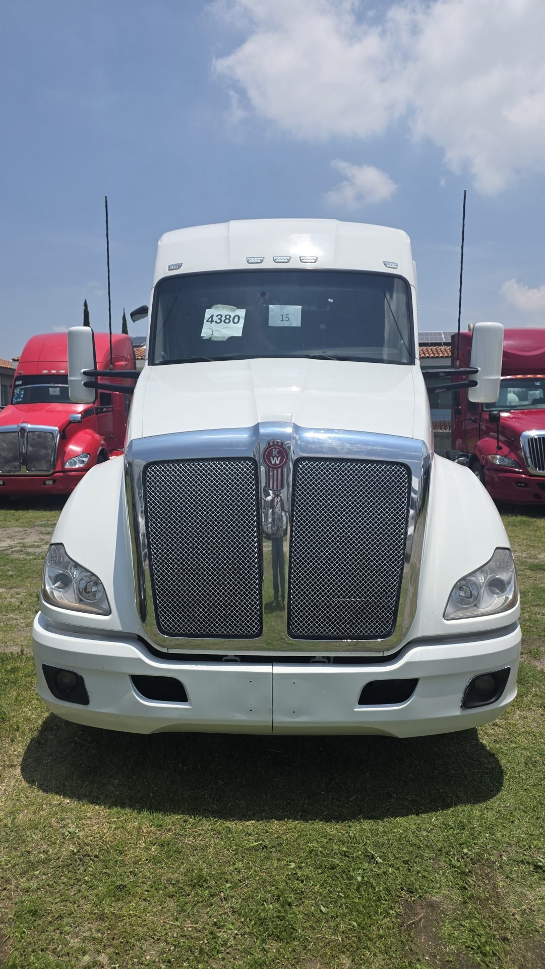 Kenworth T680 2021